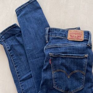 Levi’s high rise skinny jeans
